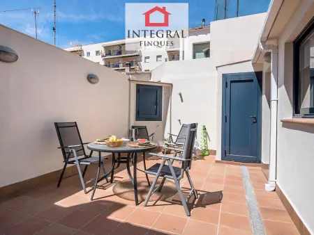Charmante cabane rénovée face à la plage avec patio privé, climatisation et parking à Palamós - Photo 10