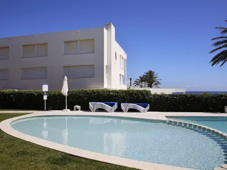 Maison mitoyenne proche plage avec terrasse et piscine commune - Photo 24