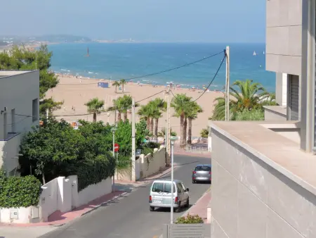 Maison mitoyenne proche plage avec terrasse et piscine commune - Photo 28