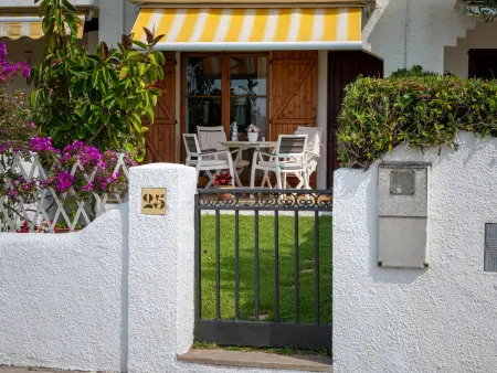 Maison Familiale 3 Étages en Front de Mer à Creixell - Photo 4