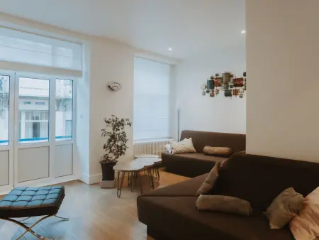 Historical and spacious  Villa Anaïs, Gite 12 personnes à Blankenberge - Photo 3
