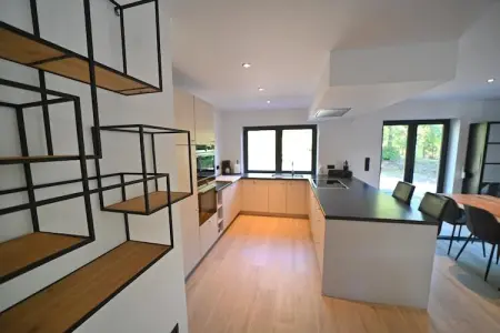 CHALET DES BOIS, Chalet près de Durbuy avec forêt et jacuzzi - Photo 1