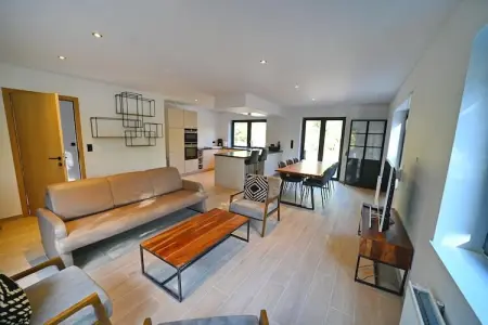 CHALET DES BOIS, Chalet près de Durbuy avec forêt et jacuzzi - Photo 2