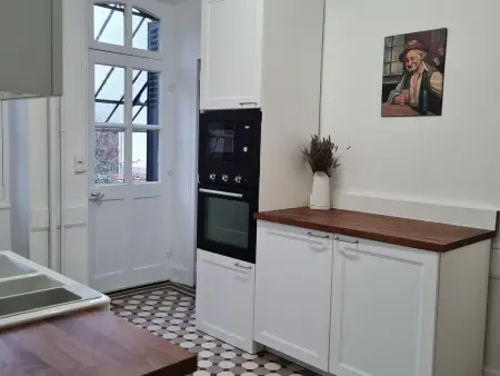 Maison années 30 avec jardin, piscine, proximité Loire, 4 chambres, vélos, idéale familles/amis - Photo 7