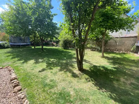 Maison années 30 avec jardin, piscine, proximité Loire, 4 chambres, vélos, idéale familles/amis - Photo 12