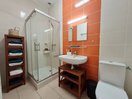 Maison années 30 avec jardin, piscine, proximité Loire, 4 chambres, vélos, idéale familles/amis - Photo 35