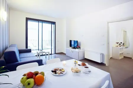 Residence Riviera Palace Two-room Apartment, Résidence Riviera Palace, Loano - Photo 18