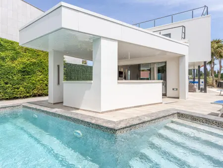 Maison moderne avec piscine, clim, wifi et parking à Sant Pere Pescador - Photo 4