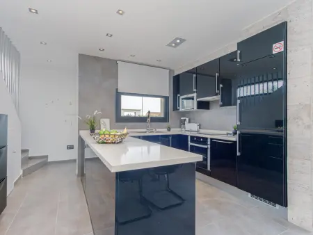 Maison moderne avec piscine, clim, wifi et parking à Sant Pere Pescador - Photo 12