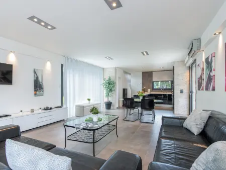 Maison moderne avec piscine, clim, wifi et parking à Sant Pere Pescador - Photo 16