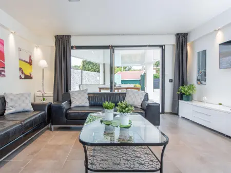 Maison moderne avec piscine, clim, wifi et parking à Sant Pere Pescador - Photo 17