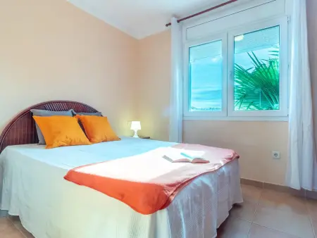 Grande Maison avec Piscine Privée, Jardin, BBQ, Climatisation, Wifi et Parking, proche Plage - Photo 17