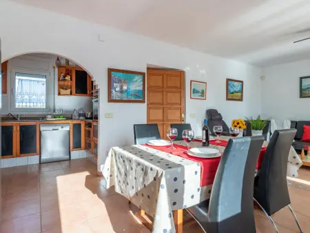 Grande Maison avec Piscine Privée, Jardin, BBQ, Climatisation, Wifi et Parking, proche Plage - Photo 24
