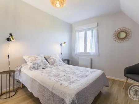 Grande maison avec vue sur l'étang et la mer, proche du Phare, jardin et terrasses, parking - Photo 3
