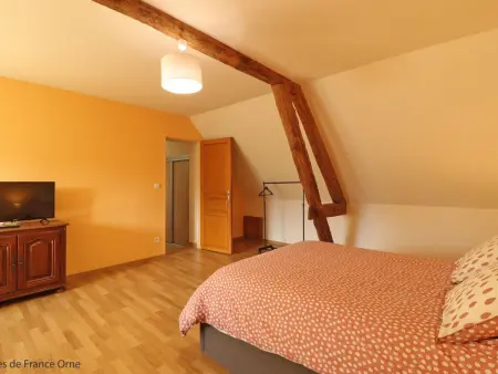 Maison lumineuse avec jardin clos, spa, proche du Perche - Photo 18