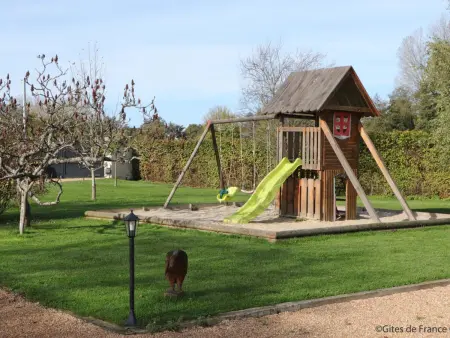 Maison lumineuse avec jardin clos, spa, proche du Perche - Photo 32