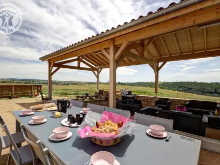 Gîte de luxe avec spa, sauna et piscine, animaux admis - Photo 1