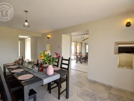 Gîte de luxe avec spa, sauna et piscine, animaux admis - Photo 12