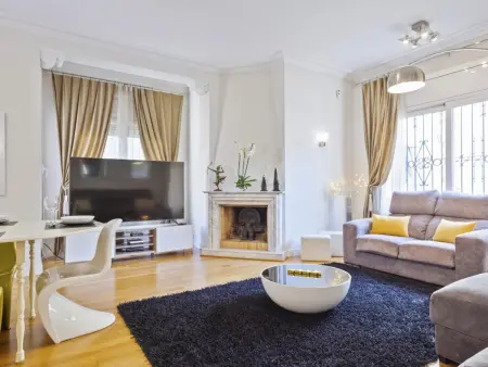 Élégante villa à Barcelone avec piscine, jardin, terrasses et salle de jeux - Photo 22