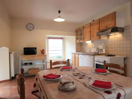 Maison de charme en pierres - Proche Puy-en-Velay, idéal familles, randos & confort moderne - Photo 2