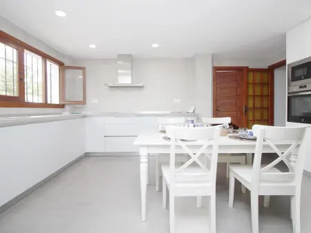 Villa de Luxe avec Piscine, Jardins et Proche Plage à Vélez-Málaga - Photo 8