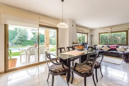 Casa con piscina y jardín L'Escala, Maison en Espagne avec piscine privée - Photo 3
