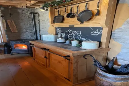 Le rustic, Maison de vacances à Bastogne avec bain à remous - Photo 4