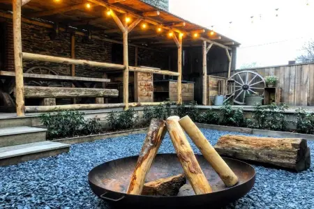 Le rustic, Maison de vacances à Bastogne avec bain à remous - Photo 24
