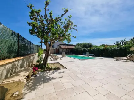 Printemps, Maison de maître avec piscine privée à Olonzac - Photo 24