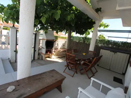 Maison Familiale Idéale: Vacances, Plage, Wifi Gratuit, Clim Optionnelle - Photo 1