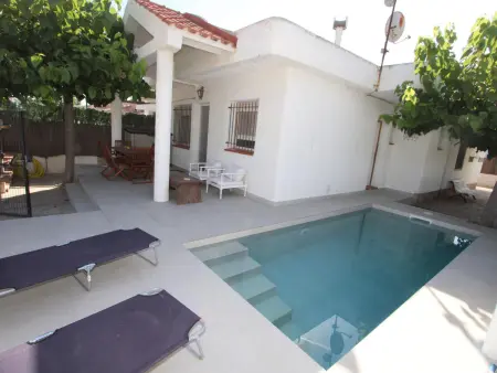 Maison Familiale Idéale: Vacances, Plage, Wifi Gratuit, Clim Optionnelle - Photo 2