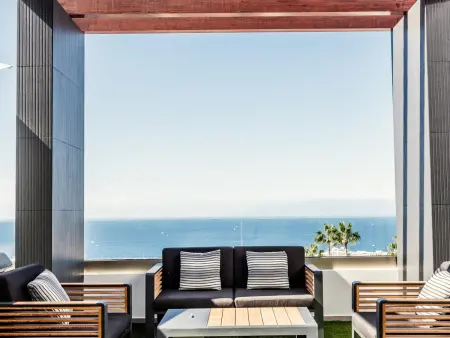 Luxueuse villa à Adeje avec piscine, proche de la plage et des commodités - Photo 4
