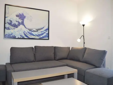 Maison rénovée 2020 avec terrasse, parking et WIFI - 3 chambres, 2 salles de bains - Photo 2