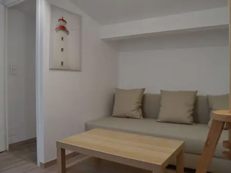 Maison rénovée 2020 avec terrasse, parking et WIFI - 3 chambres, 2 salles de bains - Photo 14