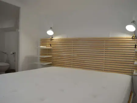 Maison rénovée 2020 avec terrasse, parking et WIFI - 3 chambres, 2 salles de bains - Photo 18