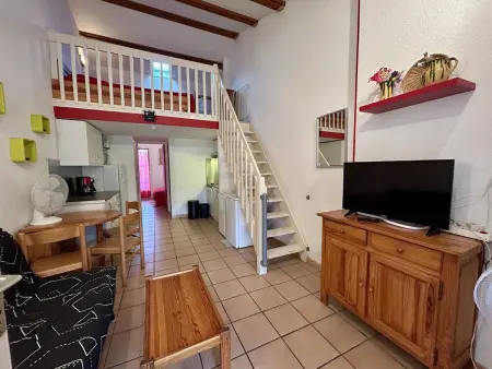 Maison 2 pièces mezzanine, 6 couchages, piscine, parking, terrasse Sud - St Cyprien Plage - Photo 2