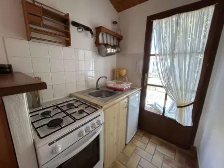 Maison avec Jardin, à 300m de la Plage, 2 Chambres, 4 Couchages, Terrasse et Barbecue - Photo 14
