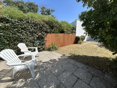 Maison avec Jardin, à 300m de la Plage, 2 Chambres, 4 Couchages, Terrasse et Barbecue - Photo 15