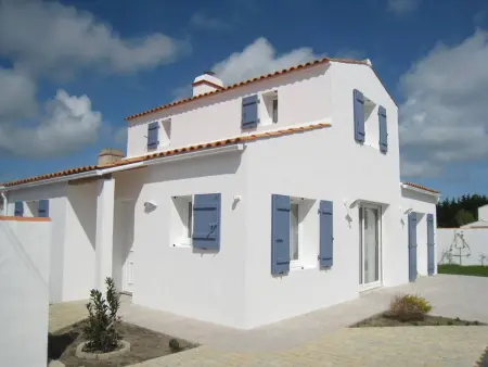 Maison avec terrasse, 400 m plage et centre, 2 chambres, parking privé, ménage inclus - Photo 2
