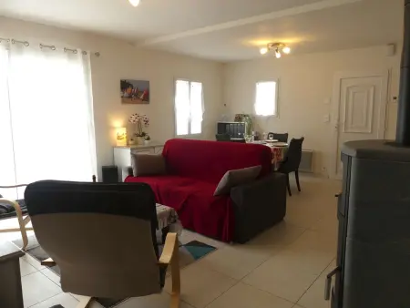 Maison avec terrasse, 400 m plage et centre, 2 chambres, parking privé, ménage inclus - Photo 9