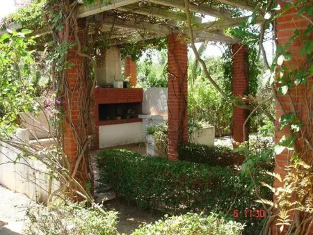 Villa Familiale avec Piscine Privée et Proximité Plage - Photo 5