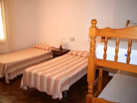 Villa Familiale avec Piscine Privée et Proximité Plage - Photo 25