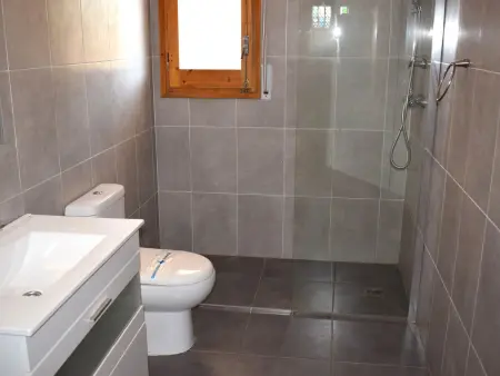Villa Familiale avec Piscine Privée et Proximité Plage - Photo 30