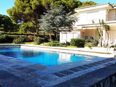 Chalet avec Piscine Privée à Proximité de la Mer et Plages à L'Ametlla de Mar - Photo 4