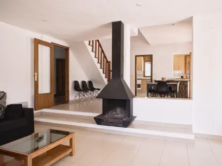Chalet avec Piscine Privée à Proximité de la Mer et Plages à L'Ametlla de Mar - Photo 12