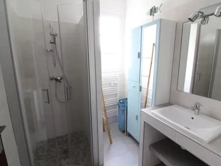 Maison 4 pièces proche mer, stationnement inclus - Photo 8