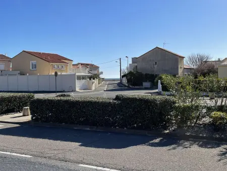 Pavillon calme à Narbonne Plage, 6 couchages, grande terrasse, piscine et parking privé - Photo 23