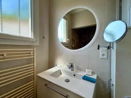 Charmante villa à Royan/Pontaillac proche plage et commerces avec parking privé - Photo 9