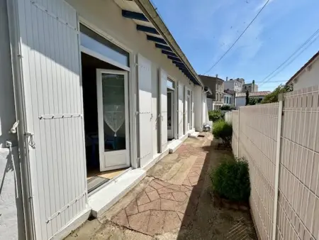Charmante villa à Royan/Pontaillac proche plage et commerces avec parking privé - Photo 13