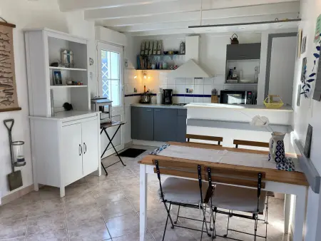 Charmante maison calme avec jardin, animaux acceptés - Photo 1